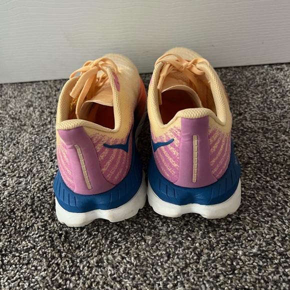 HOKA ONE Women's Mach 5 running shoes in Impala/Cyclamen light orange 10.5 - Picture 3 of 11